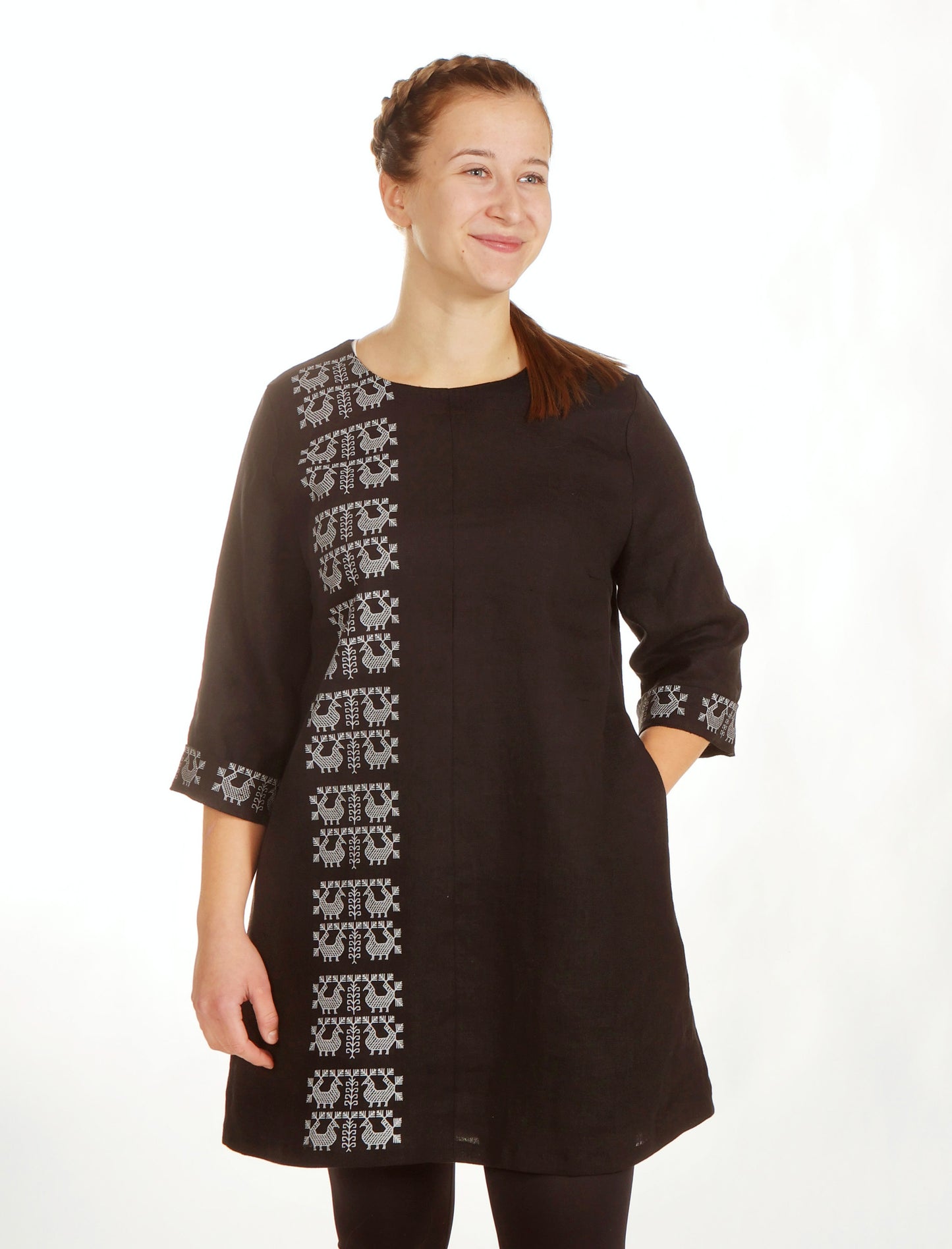 Puro -pellavatunika musta pystykuvio