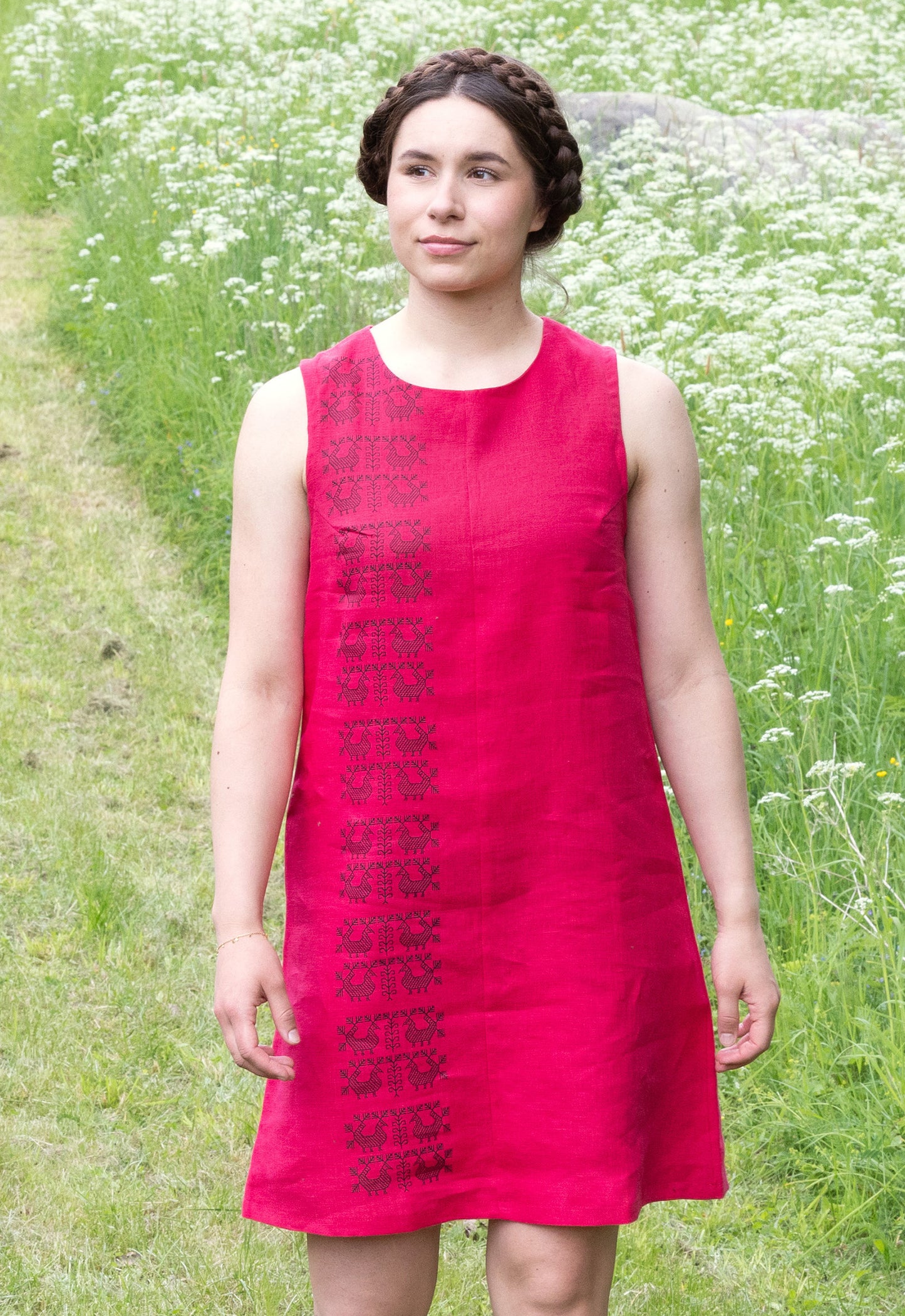 Sara -pellavamekko vaapukka
